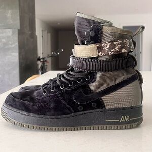 Nike SF Air Force 1 High Camo Size 10.5